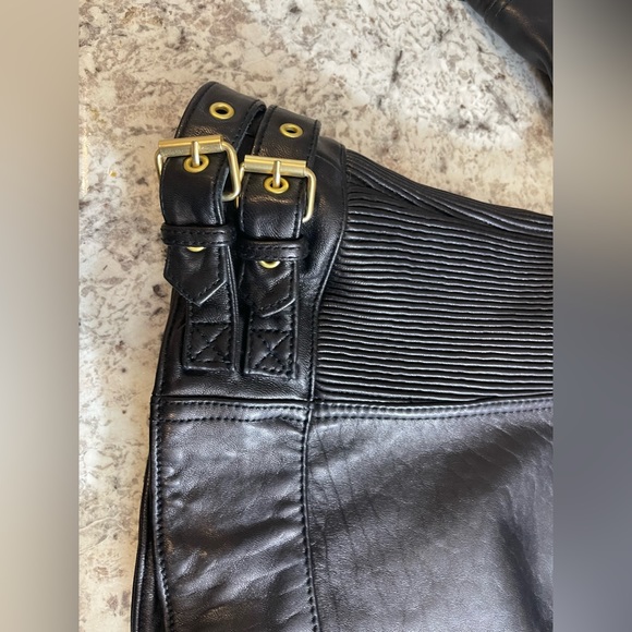 Wilson Leather Coat. - Picture 9 of 11